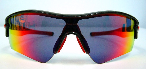 選ぶ楽しみ（OAKLEY OCE）RADAR編