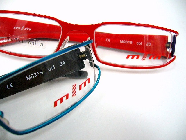 なかなか無いよね、このカラー