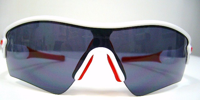 「選ぶ楽しみ」OAKLEY OCE RADAR編