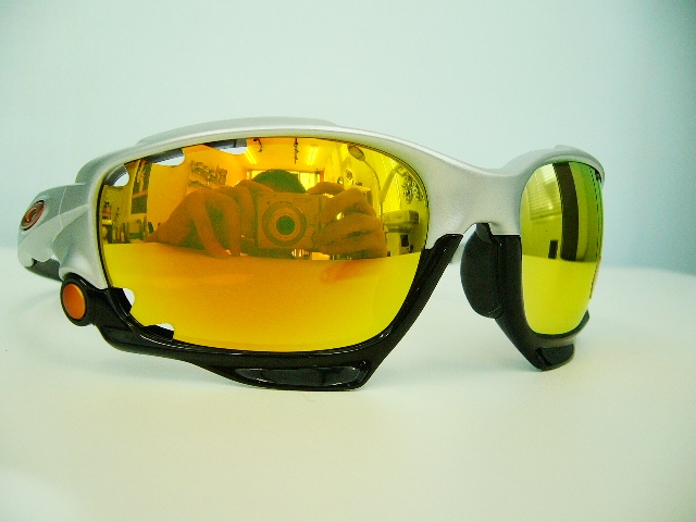 ギンギラギンのサングラス