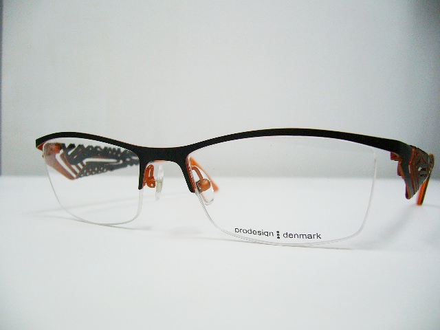 前からの印象よりも横からの印象