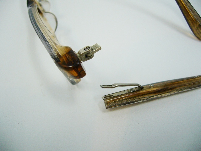 テンプルパーツ溶接修理