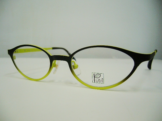 カラーも良いけど、レンズシェイプも良い