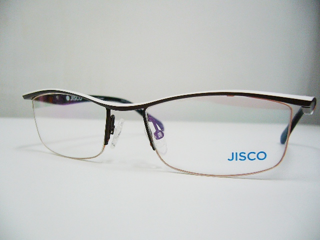 意外と派手なのね