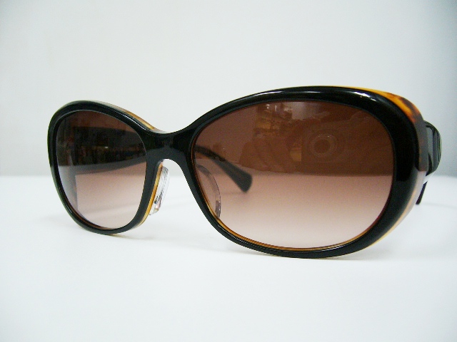 Lafontのベーシックサングラス