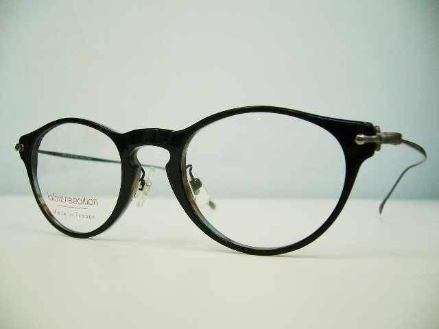 シンプルだからこそ上品さが際立つ。