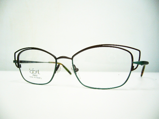 線の細さが素敵です。