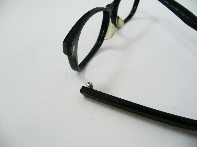 お顔の一部ですから