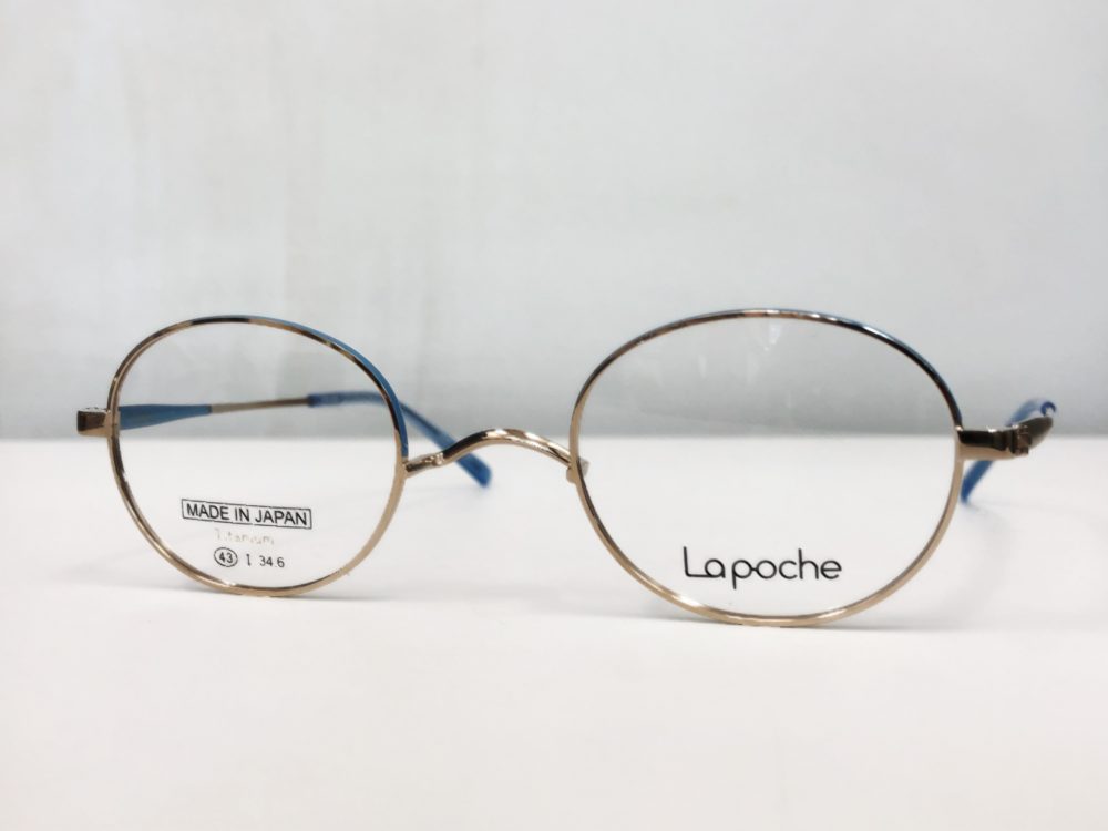 『ポップな』一山式メガネ。