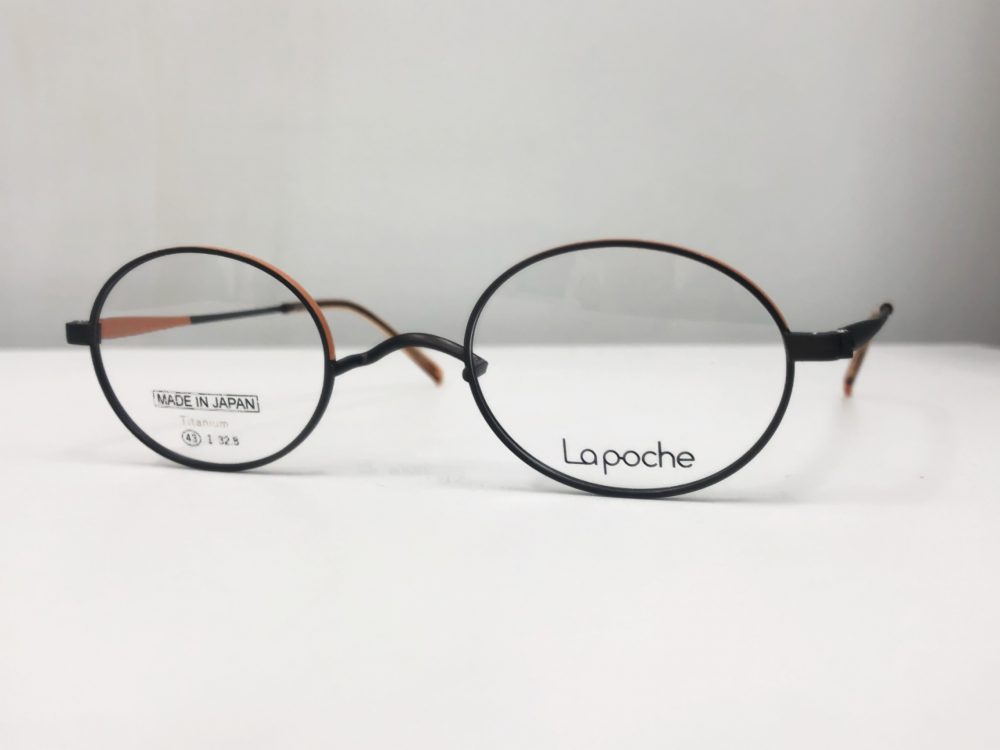 小物使いのアクセントのように。