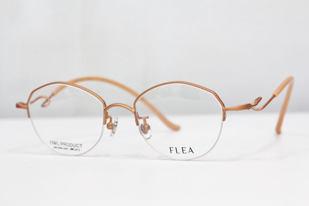 OWL×FLEAのコラボフレーム。