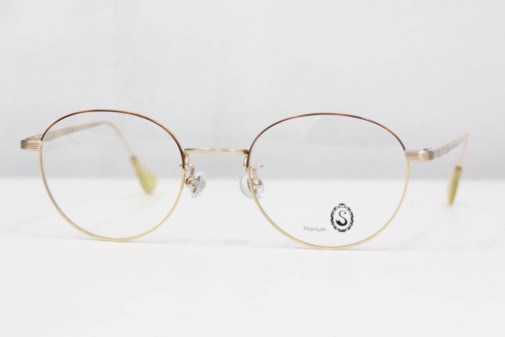 可愛さが伝わるメガネ。