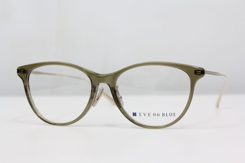 最近人気のカラーですね。