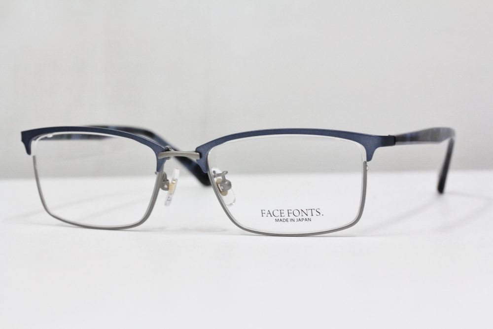 日本製らしいフレーム。