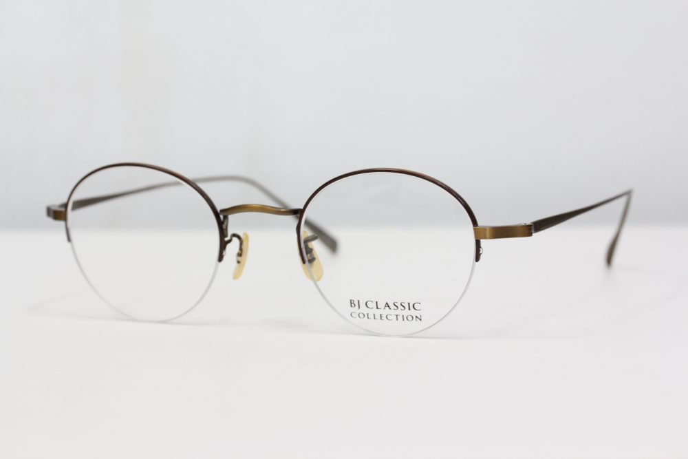 大人クラシックなメガネ。