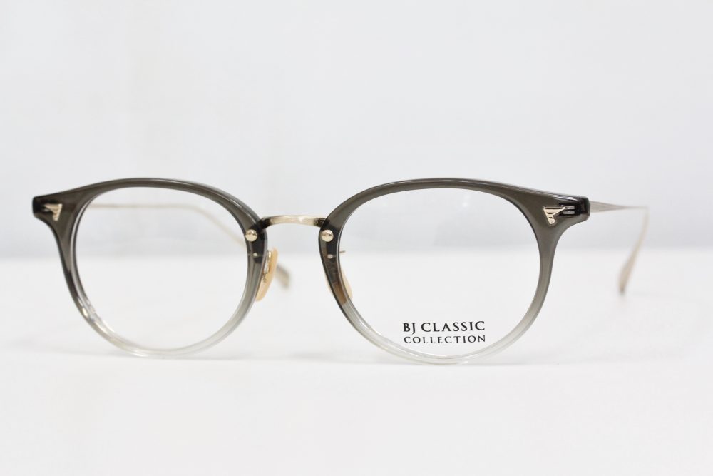 大人気のボストン型メガネ。