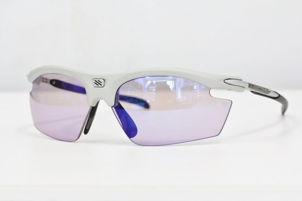 色違いを早速入荷しました。