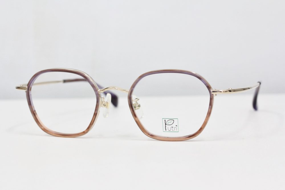 お顔に馴染むセルワッパ。