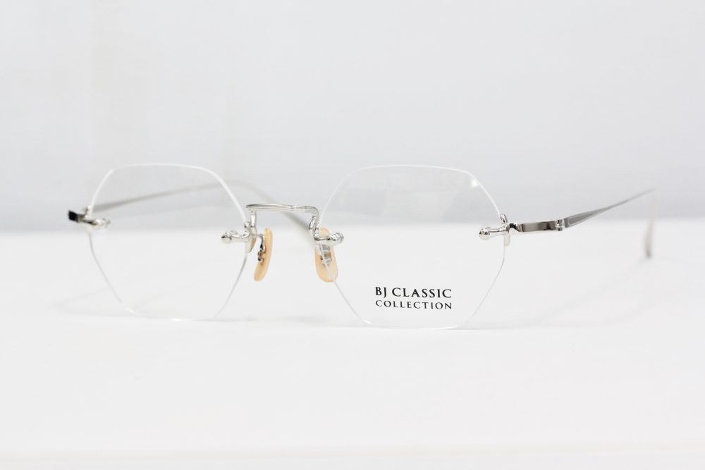 クラシック感 × ツーポイント。