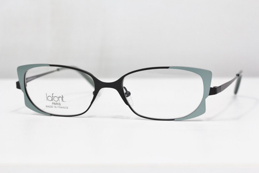 和装にも合わせてほしいフレーム。