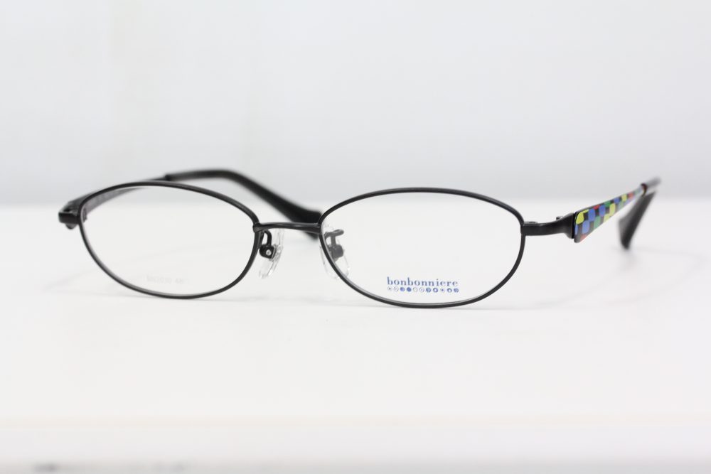 遊び心のある。