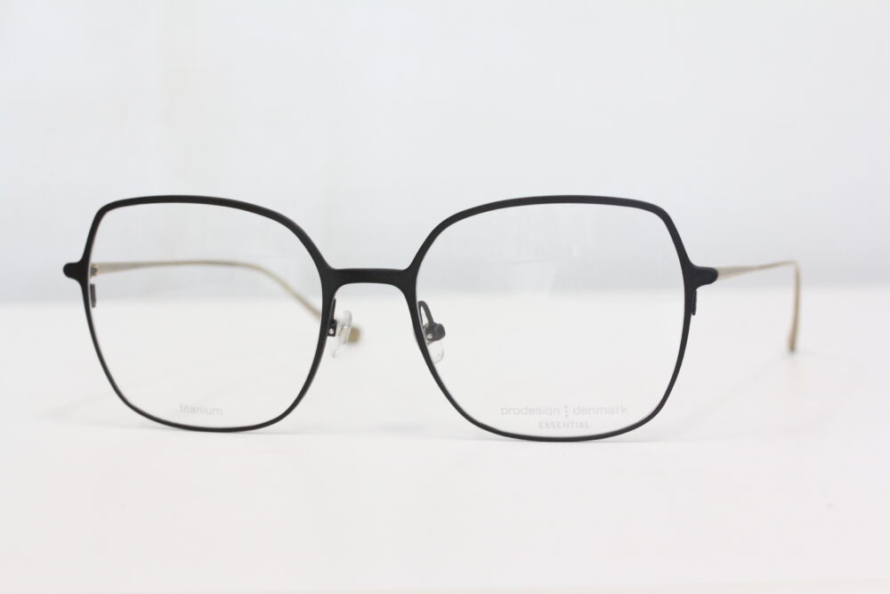 いつもと違う雰囲気を。