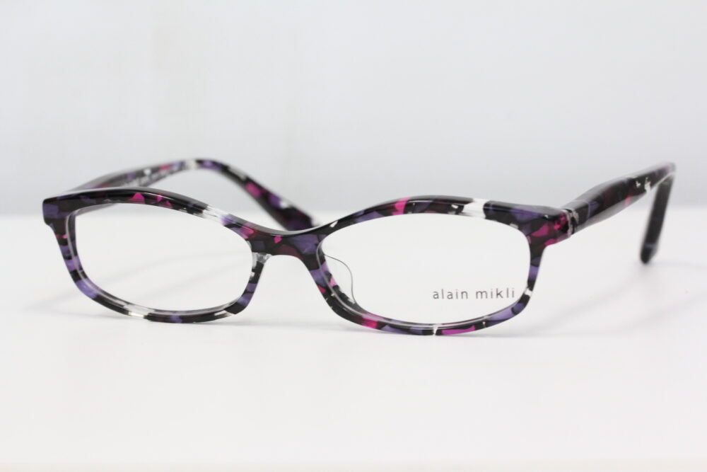 細身なのがイイ。