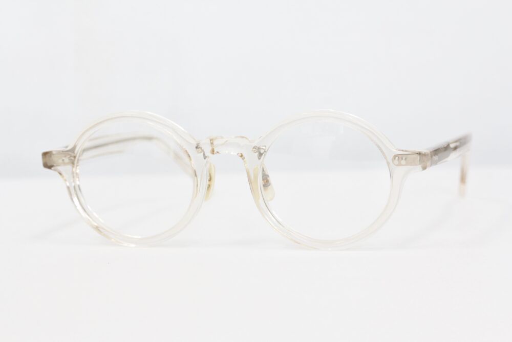 カラーレンズを入れると更に楽しい”FITZ”。