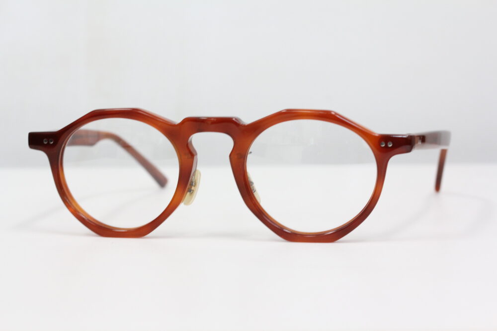 ひと味違うクラウンパント”ARDOIN”。