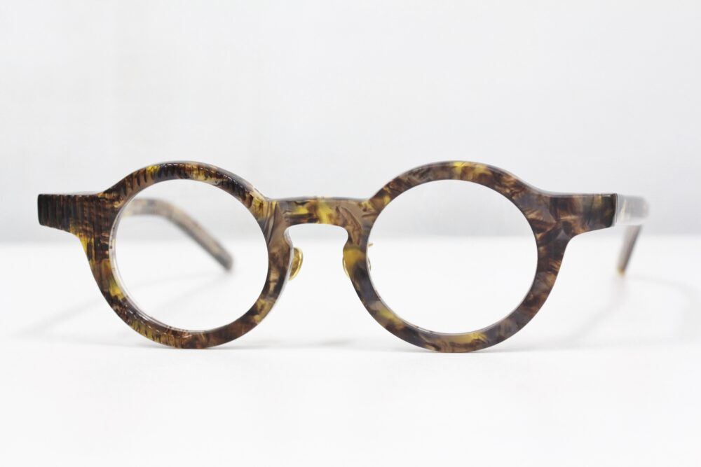 コーデュロイがモチーフです。