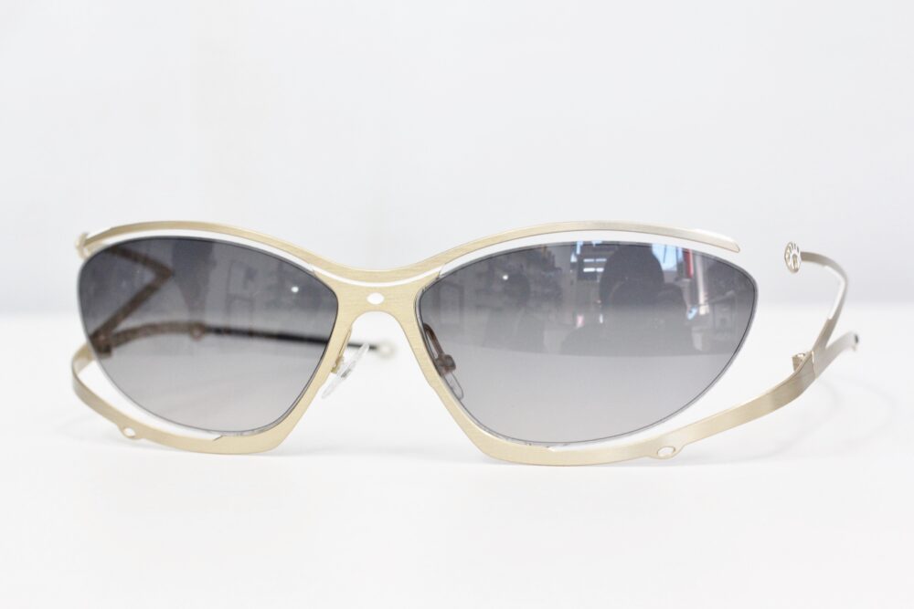 眼鏡界のアカデミー賞『SILMO D’OR』受賞作品。