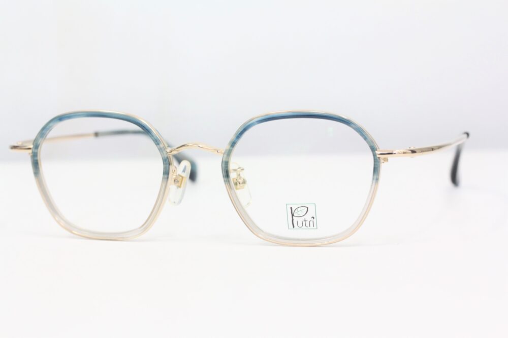 新色登場しました。