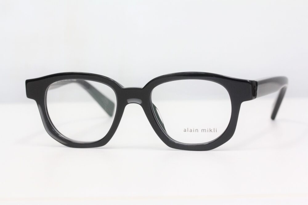 奥深い造形と存在感。