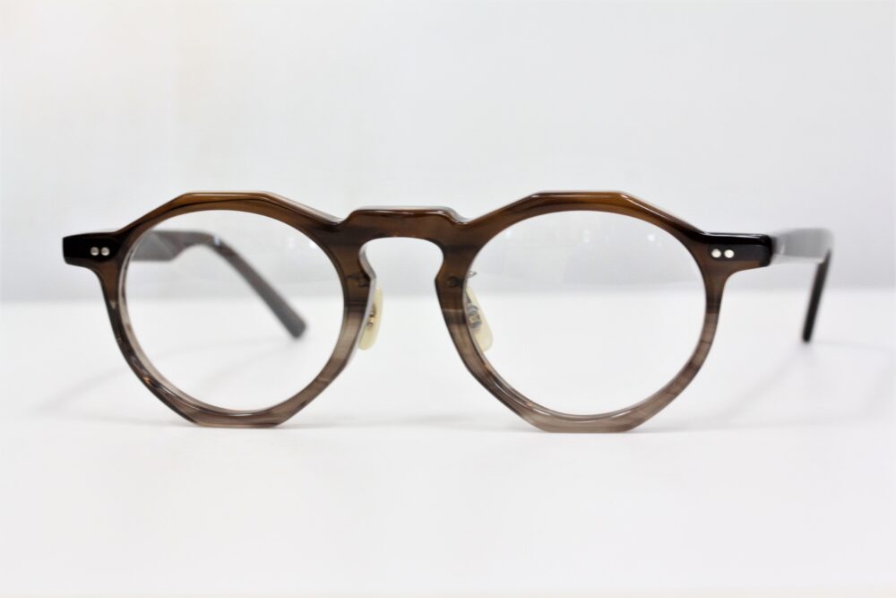 当店で完売した人気モデル、新色追加により再入荷しました！