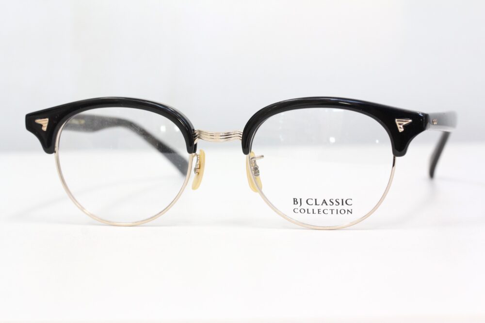 メタルカラーを見直しました。