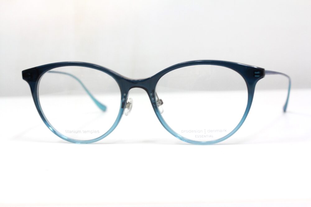 グリーン系カラーも入荷しました。