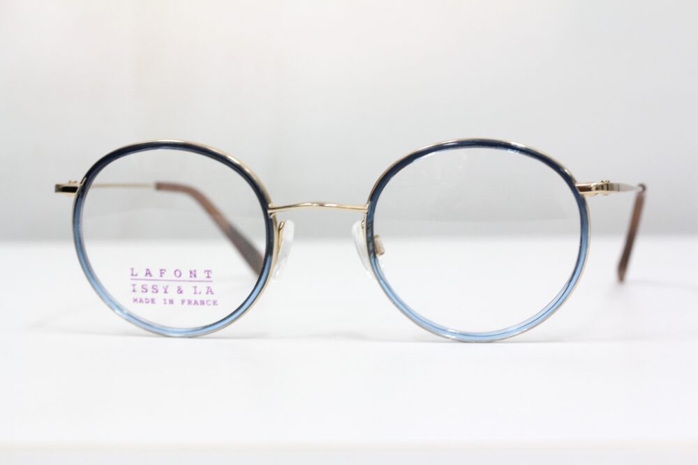 程良いポップなカラーリングが目を引きます。