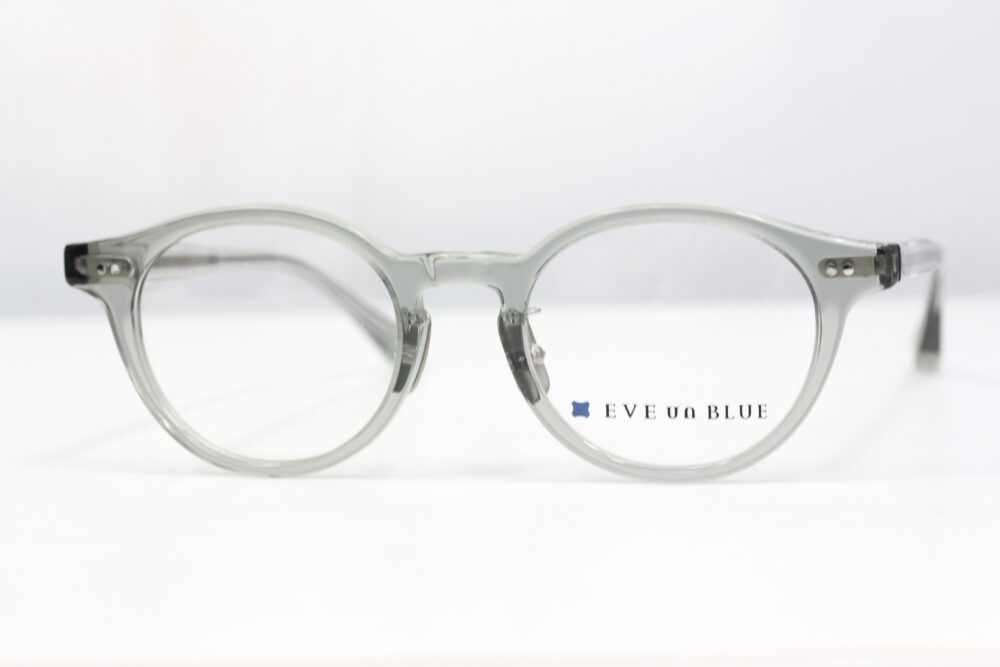 EVE un BLUEらしい綺麗なカラーを厳選。