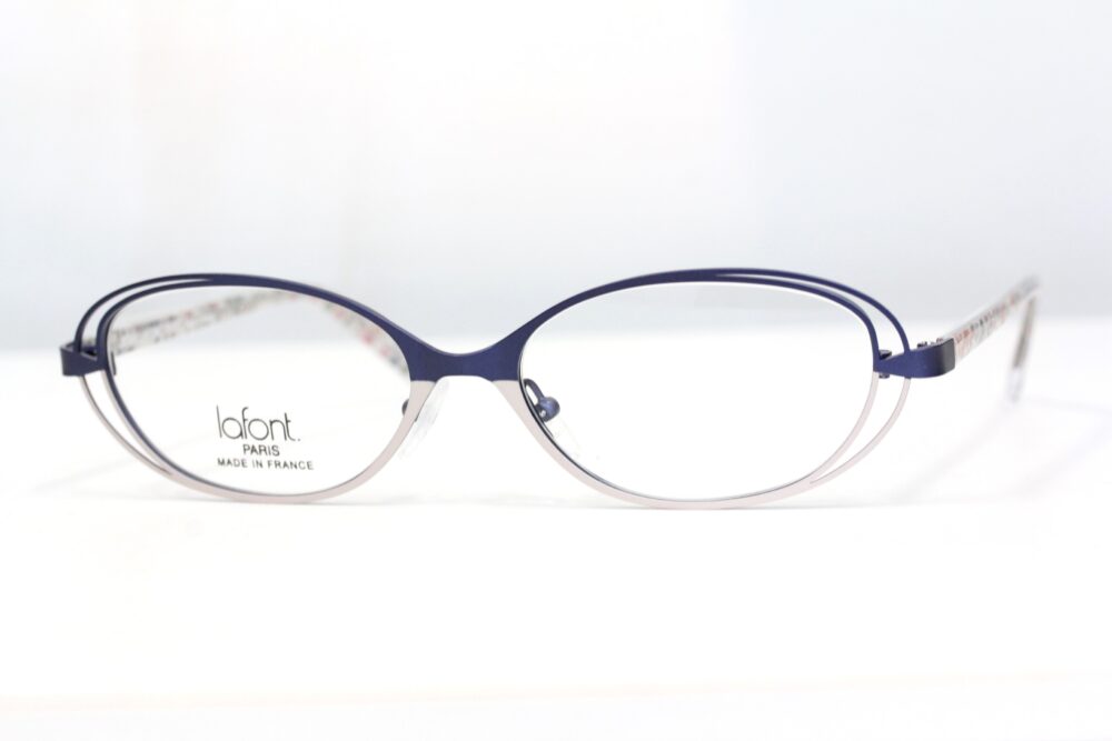 VENDOMEをリデザインしたフレーム。