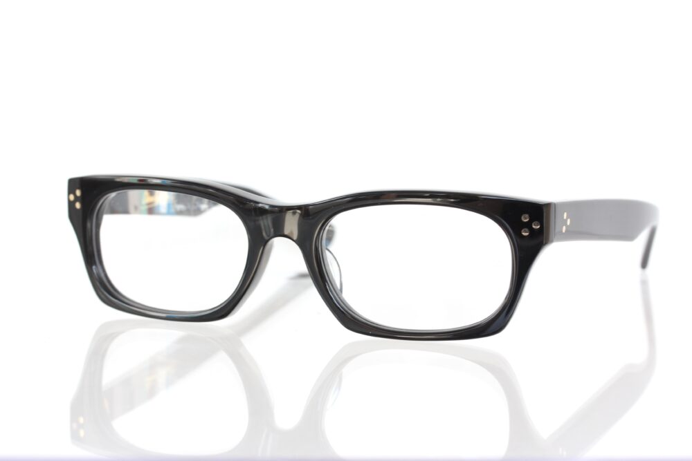 OLIVER GOLDSMITH ”VICE CONSUL-s” (セルロイド)