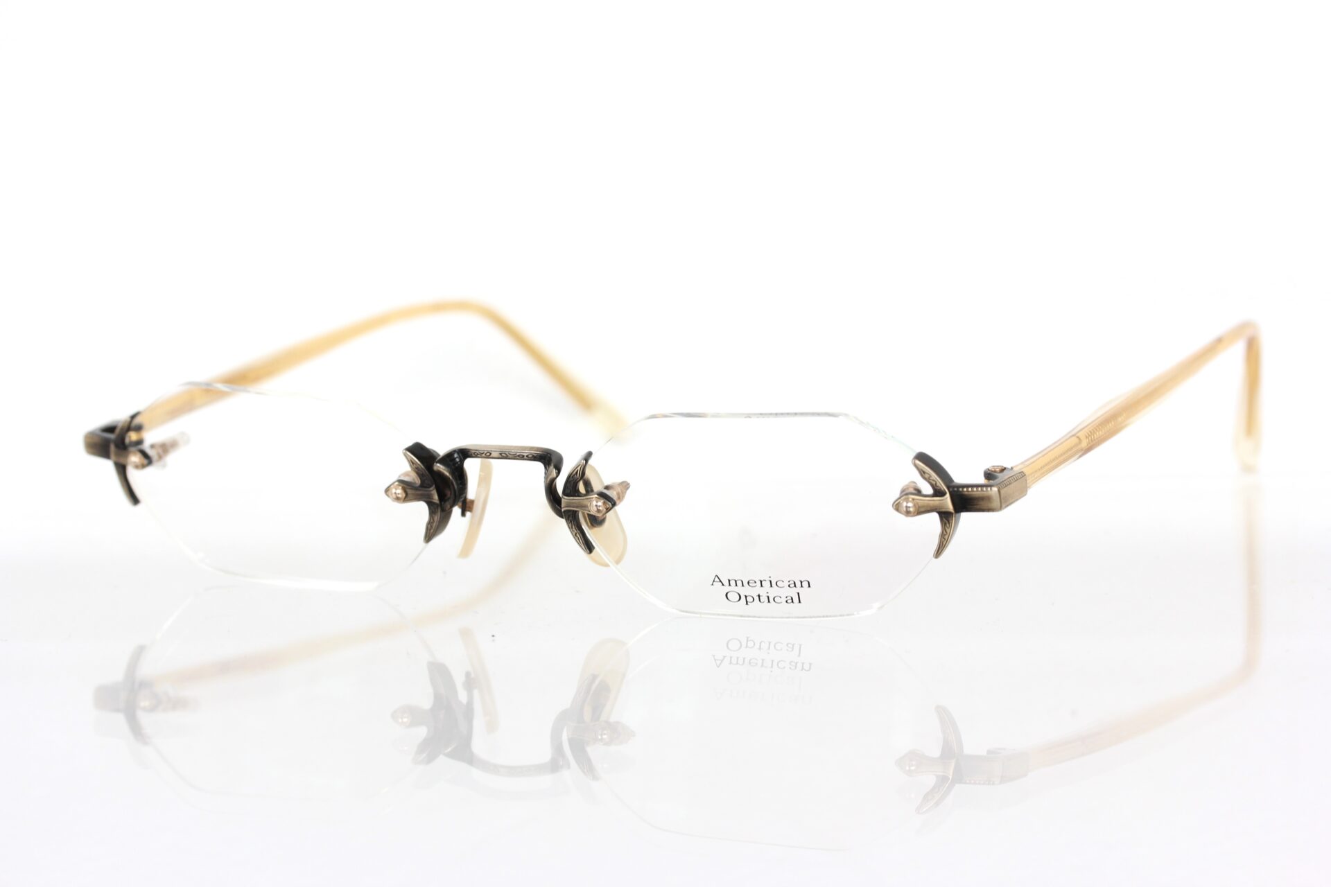American Optical ”Cortland 301”